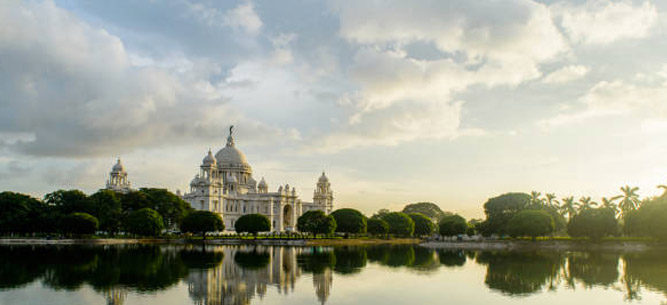 Live in Kolkata to Experience Its Charm | Gems City